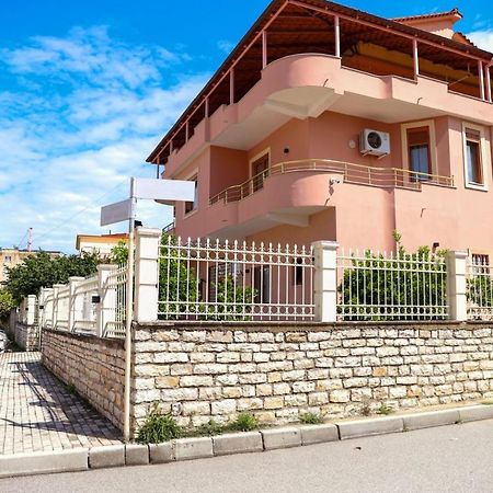 Hotel Vila Maledhi Берат Экстерьер фото