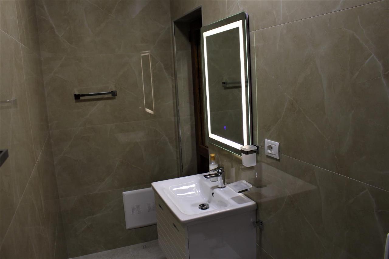Hotel Vila Maledhi Берат Экстерьер фото