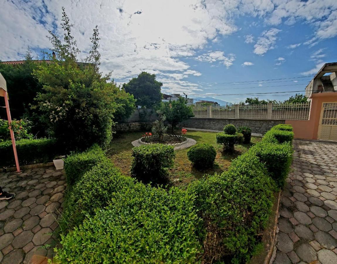 Hotel Vila Maledhi Берат Экстерьер фото